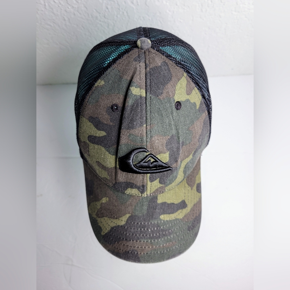Quiksilver Men's Grounder Camo Trucker Hat, Black Mesh Back, Adjustable Snap - Picture 3 of 10